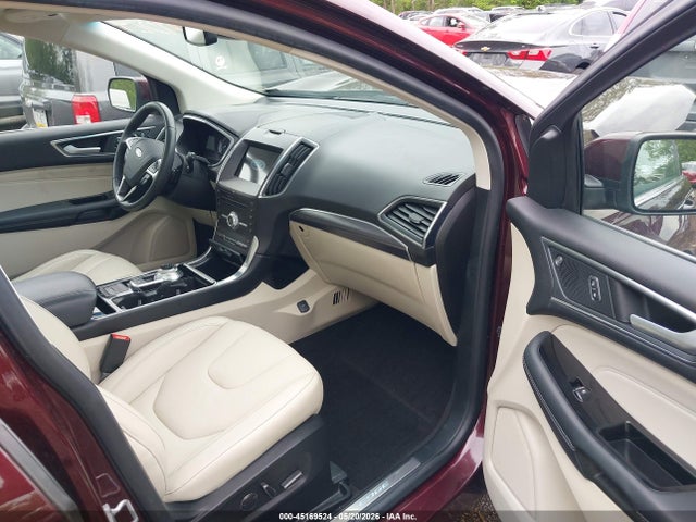 Ford Edge Titanium