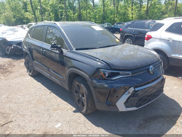 Salvage Volkswagen Taos Image