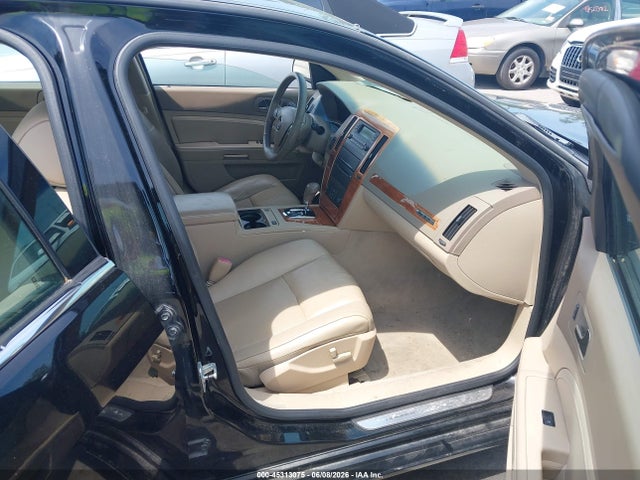 Cadillac STS V6