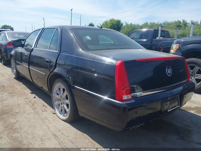 Cadillac DTS 1sd