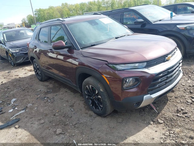 Salvage Chevrolet Trailblazer Image