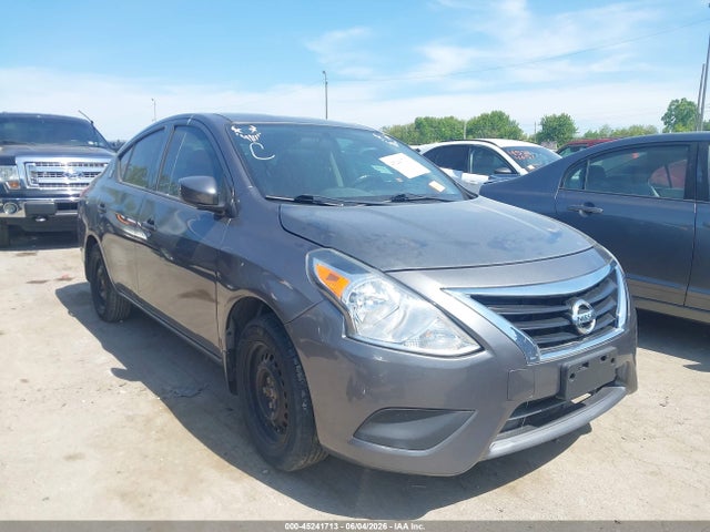 Salvage Nissan Versa Image