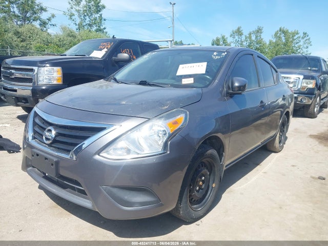 Nissan Versa 1.6 S