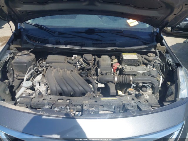 Nissan Versa 1.6 S