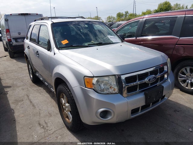 Salvage Ford Escape Image