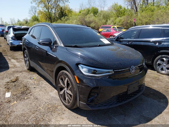 Salvage Volkswagen ID.4 Image