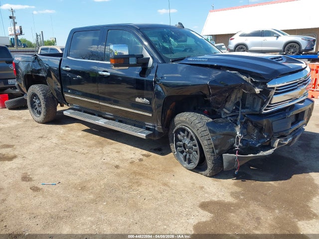 Salvage Chevrolet Silverado 2500 Image