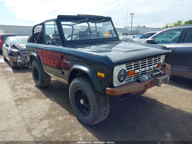 Salvage Ford Bronco Image