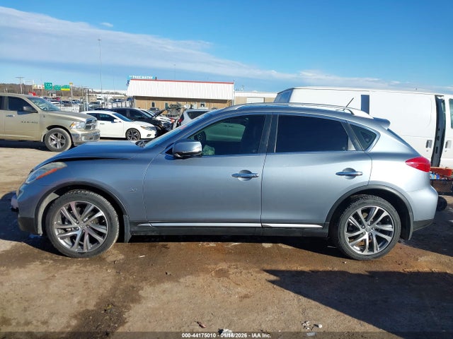 INFINITI Qx