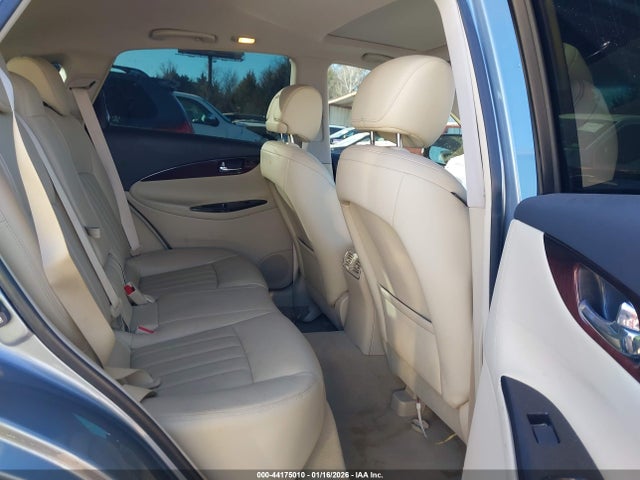INFINITI Qx