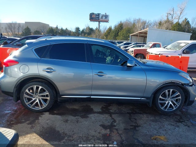 INFINITI Qx