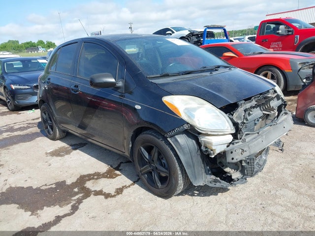 Salvage Toyota Yaris Image