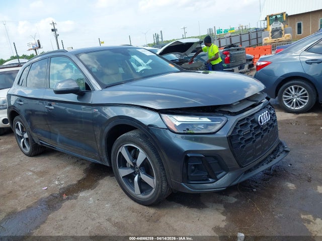 Audi Q5 Premium Plus 45 Tfsi S Line Quattro