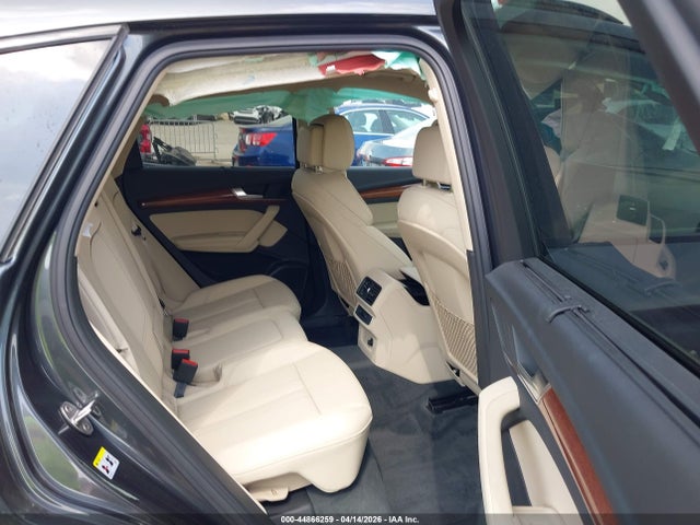 Audi Q5 Premium Plus 45 Tfsi S Line Quattro