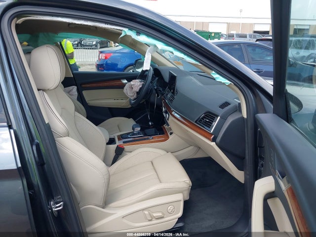Audi Q5 Premium Plus 45 Tfsi S Line Quattro