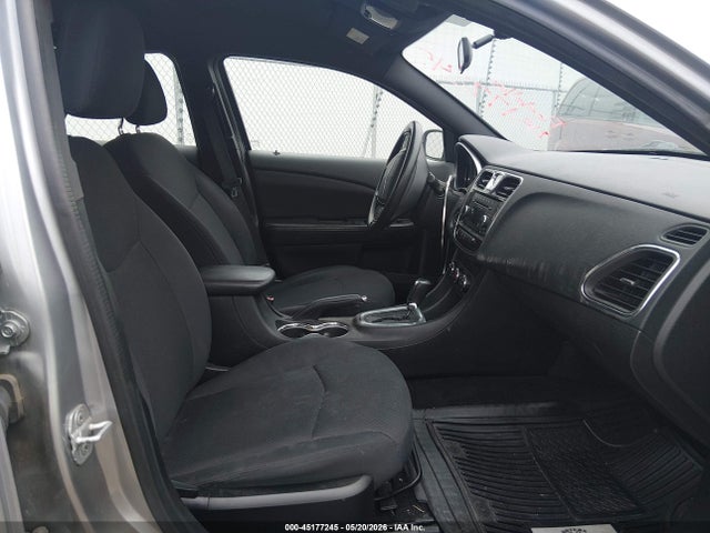 Chrysler 200 Lx