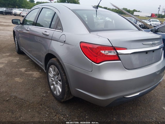 Chrysler 200 Lx
