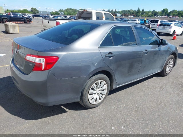 Toyota Camry Le