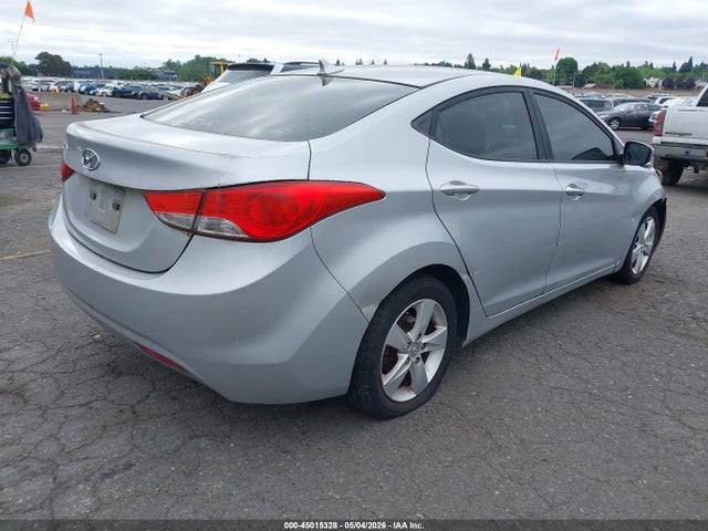 Hyundai ELANTRA Gls