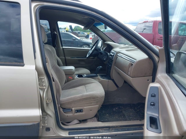 Jeep Grand Cherokee Laredo