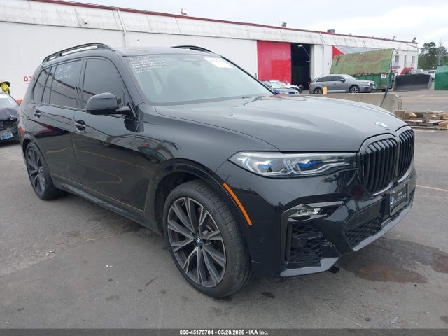 BMW X Series M50i