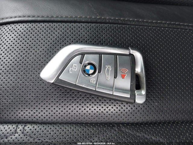 BMW X Series M50i