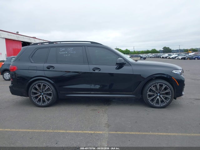 BMW X Series M50i