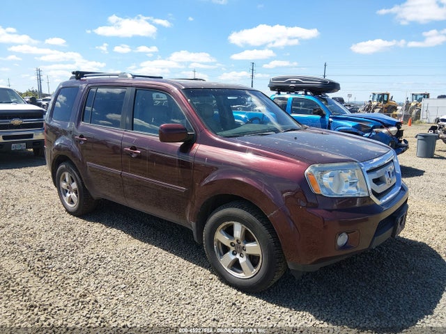 Salvage Honda Pilot Image