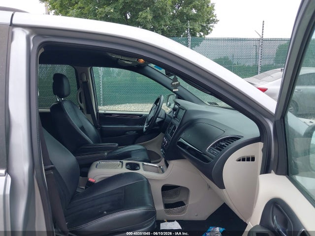 Dodge Grand Caravan Sxt