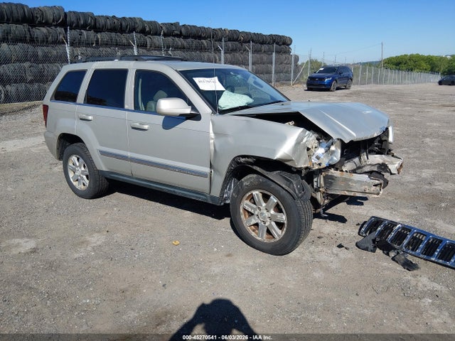 Salvage Jeep Grand Cherokee Image