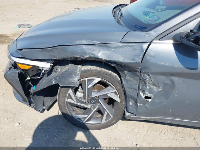 Hyundai ELANTRA Sel