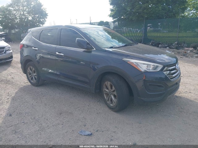 Salvage Hyundai SANTA FE Image