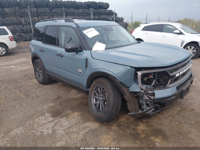Salvage Ford Bronco Image