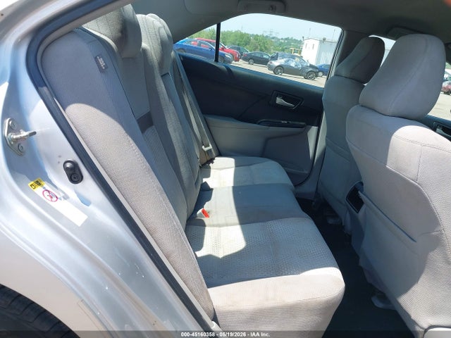 Toyota Camry Le