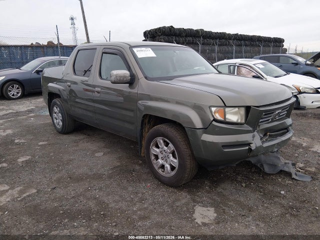 Salvage Honda Ridgeline Image