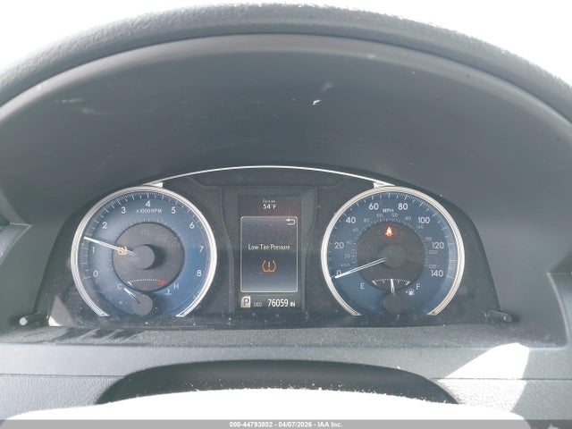 Toyota Camry Le