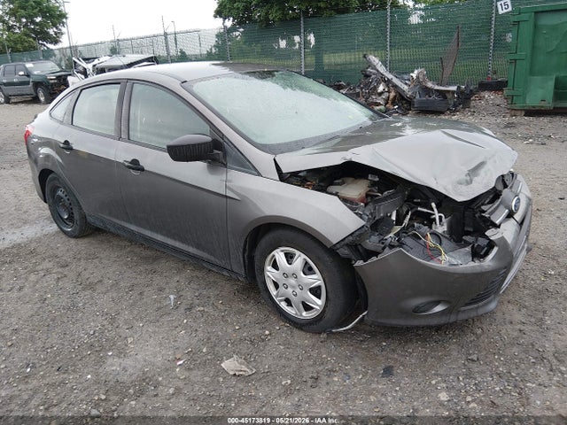 Salvage Ford Focus Image