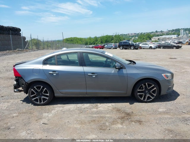 Volvo S60 T5 Dynamic