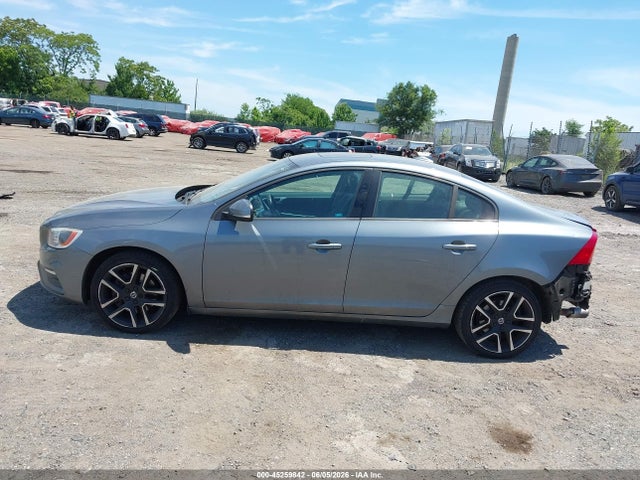 Volvo S60 T5 Dynamic