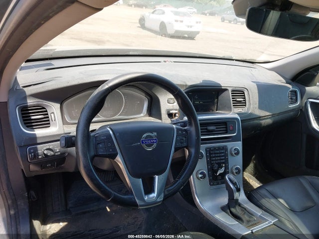 Volvo S60 T5 Dynamic