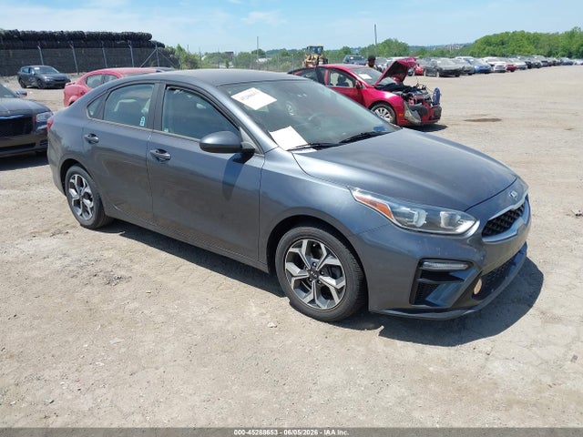 Salvage Kia Forte Image