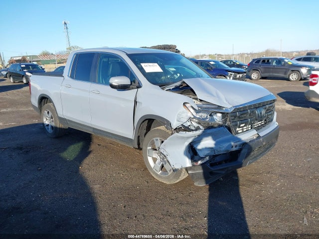 Salvage Honda Ridgeline Image