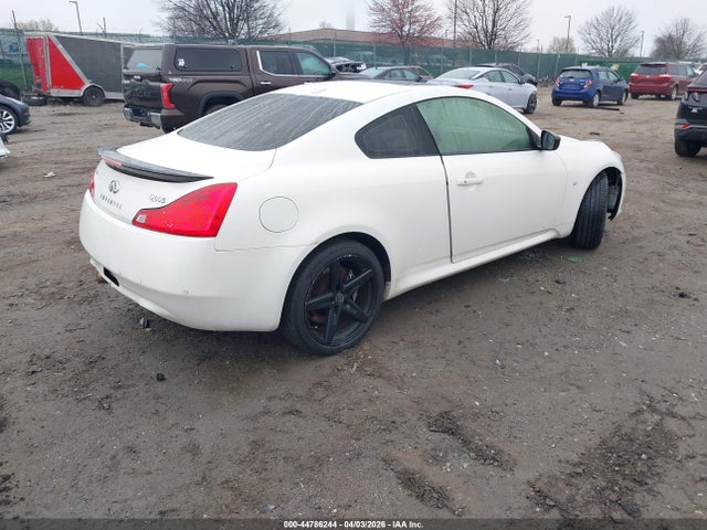 INFINITI Q60