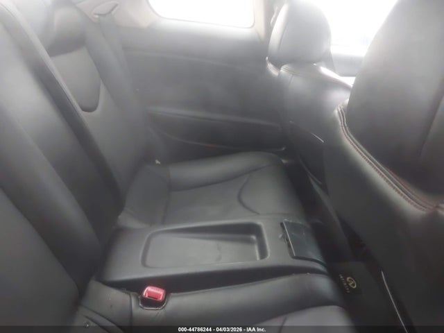 INFINITI Q60