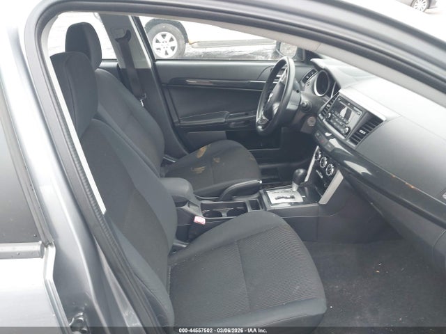 Mitsubishi Lancer Es