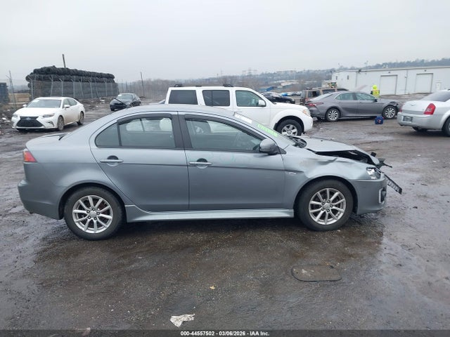 Mitsubishi Lancer Es