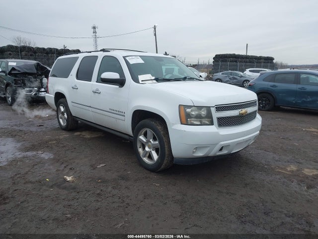 Salvage Chevrolet Suburban 1500 Image