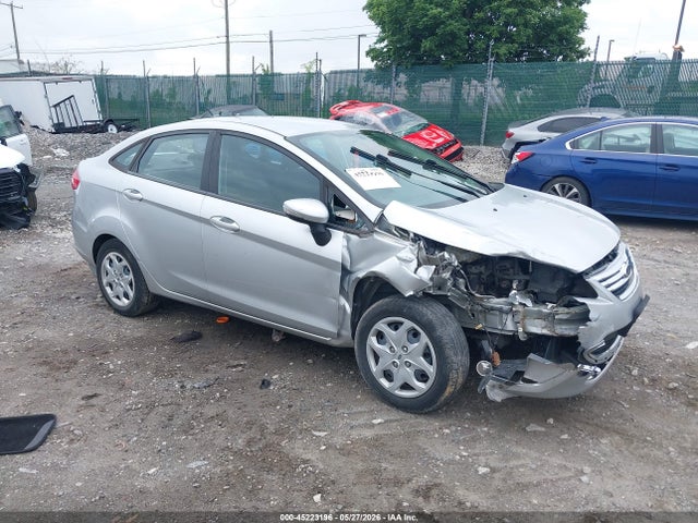 Salvage Ford Fiesta Image
