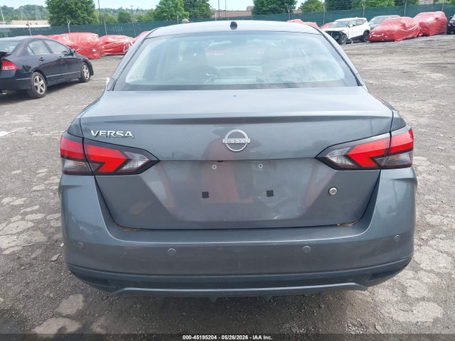 Nissan Versa 1.6 S