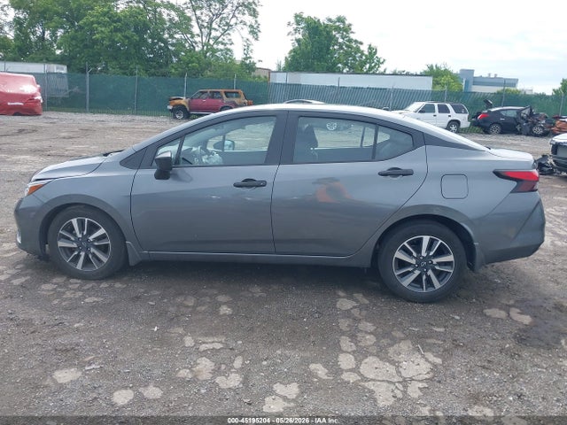 Nissan Versa 1.6 S